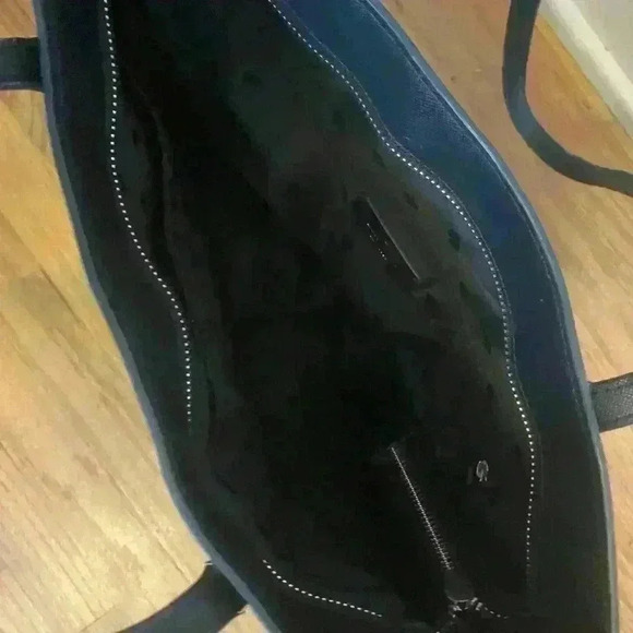 Kate Spade New York Daily Large Tote Black Saffiano - Picture 4 of 6